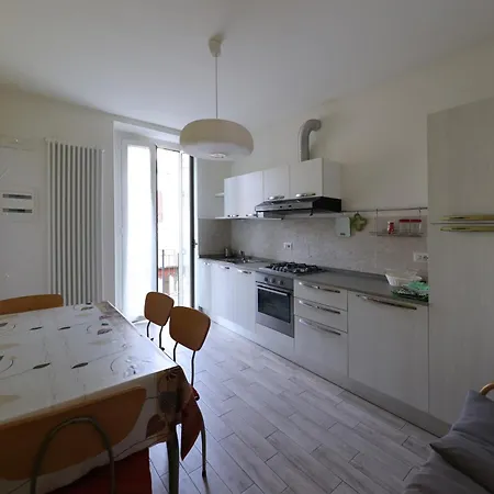 Residenza La Piazzetta 公寓 *
