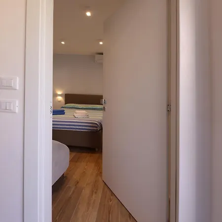 Residenza La Piazzetta * بورتو ريكاناتي