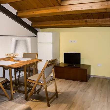 Residenza La Piazzetta 公寓