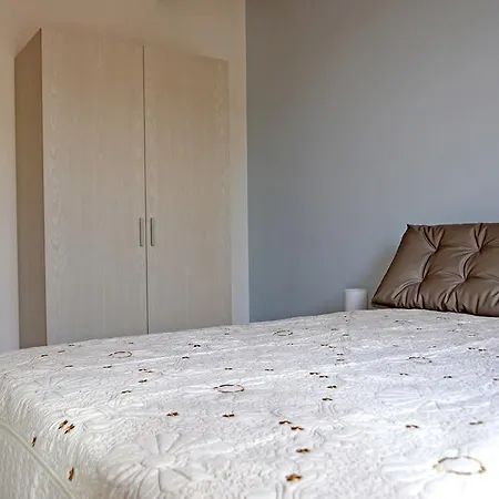 Residenza La Piazzetta * بورتو ريكاناتي